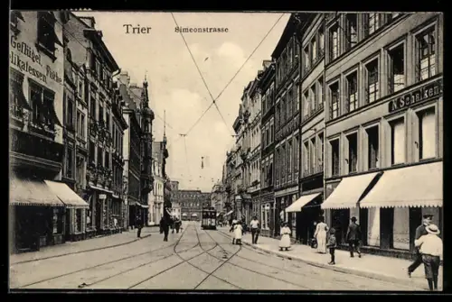 AK Trier, Blick in die Simeonstrasse, Strassenbahn