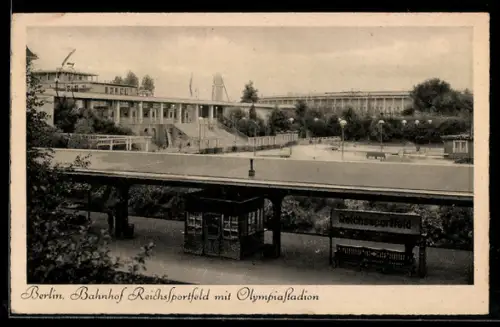 AK Berlin-Westend, S-Bahnhof Reichssportfeld mit Olympiastadion