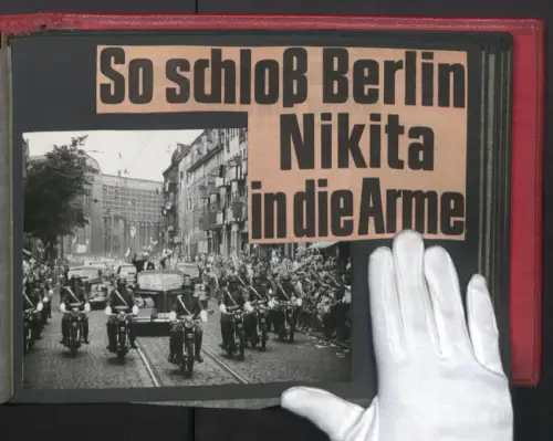 Fotoalbum mit 40 Fotografien, Besuch von Nikita Chruschtschow in Ost-Berlin DDR, Walter Ulbricht, Leben im Sozialismus
