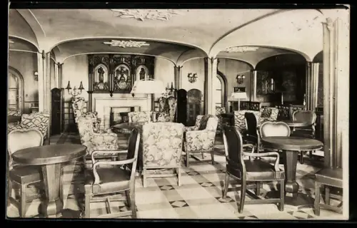 Foto-AK Passagierschiff New York der Hamburg-Amerika, Rauchsalon 1. Klasse