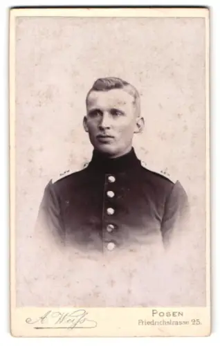 Fotografie A. Weiss, Posen, Friedrichstrasse 25, Soldat vom Regiment Nr. 5 in Uniform