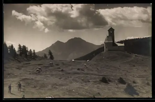 AK St. Vigil, Panorama mit Kirche