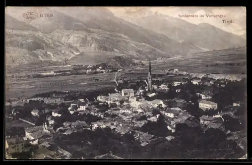 AK Schlanders, Blick über den Ort mit Umgebung