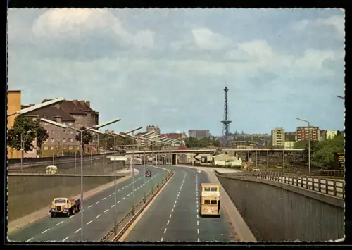 AK Berlin-Charlottenburg, Stadtautobahn, Funkturm