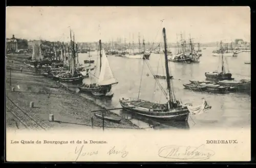 AK Bordeaux, Les Quais de Bourgogne et de la Douane