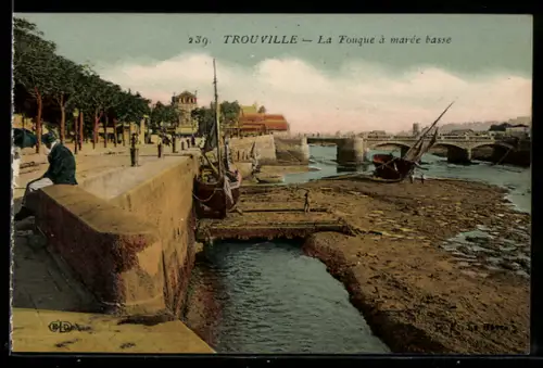 AK Trouville, La Fougue à marée basse