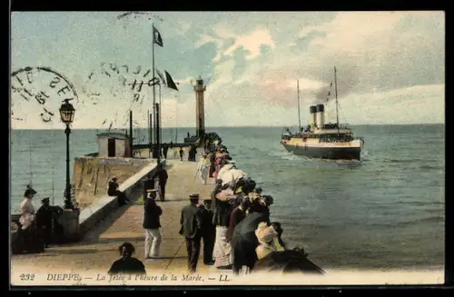 AK Dieppe, La Jetée à l`heure de la Marée