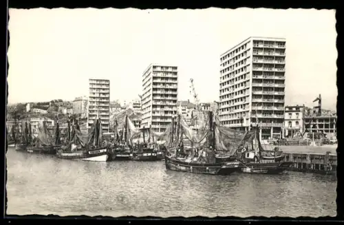 AK Boulogne-sur-Mer, Le Port