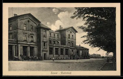 AK Soest, Bahnhof mit Strassenpartie
