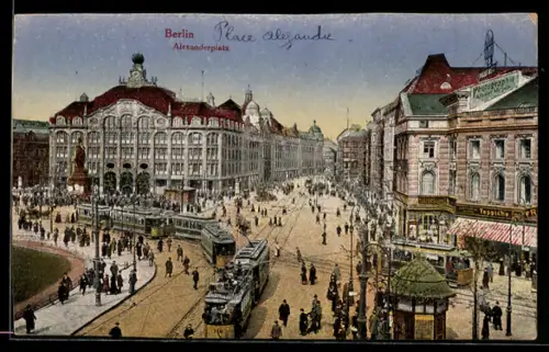 AK Berlin, Panorama vom Alexanderplatz mit Strassenbahnen