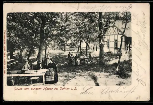 AK Dahlen i. S., Gasthaus Weisses Haus, Sitze im Garten