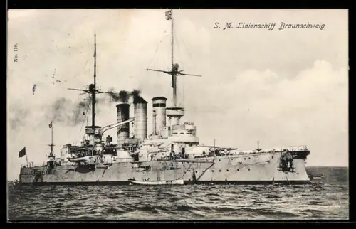 AK Linienschiff S.M.S. Braunschweig mit Beiboot längsseits, Kriegsschiff