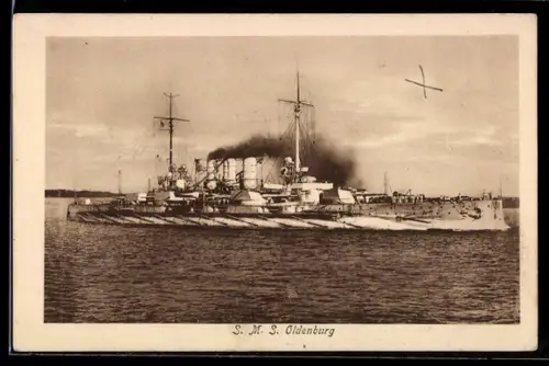 AK Linienschiff S.M.S. Oldenburg in Fahrt vor der Küste, Kriegsschiff