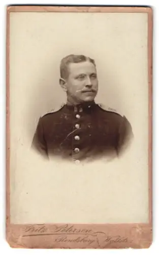 Fotografie Fritz Petersen, Rendsburg, Wallstr. 1, Unteroffizier vom Inf.-Rgt. Nr. 85 in Uniform