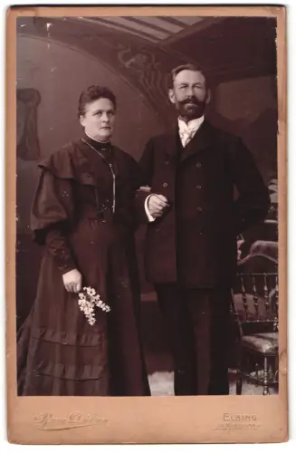 Fotografie Richard van Dühren, Elbing, Jnn. Mühlendamm 4c, Elegantes Paarporträt