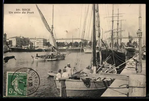 AK Nice, Un coin du Port