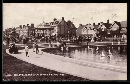 AK Felixstowe, Model Yacht Pond & Bandstand