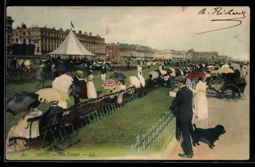AK Hove, The Lawn
