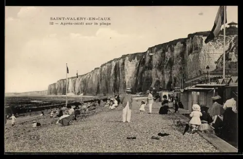 AK Saint-Valery-en-Caux, Après-midi sur la plage