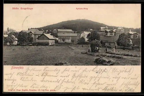 AK Bärenfels /Sa., Ortsansicht mit Spitzen-Berg