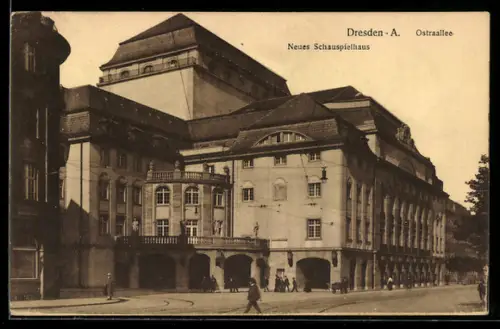 AK Dresden-A., Ostraallee, Neues Schauspielhaus mit Strasse