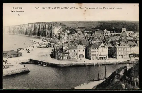 AK Saint-Valery-en-Caux, Vue Générale et les Falaises d`Amont