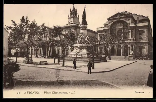 AK Avignon, Place Clémenceau