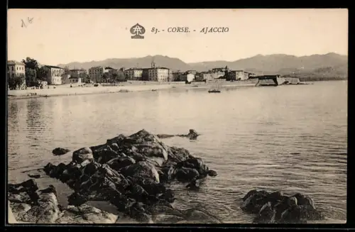 AK Ajaccio, Küstenansicht mit Mole und Strand