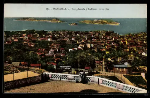 AK Marseille, Vue générale d`Endoume et les Iles