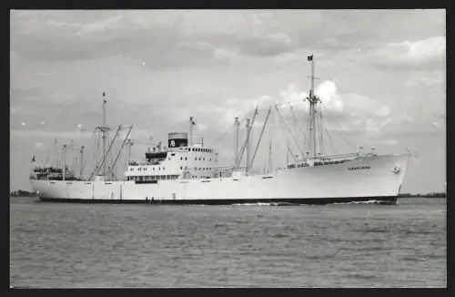 Fotografie Schwedisches Frachtschiff Grekland in Fahrt