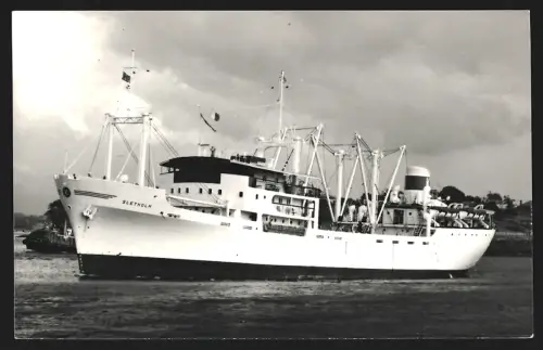 Fotografie Frachtschiff Sletholm bei Einfahrt nach Oslo