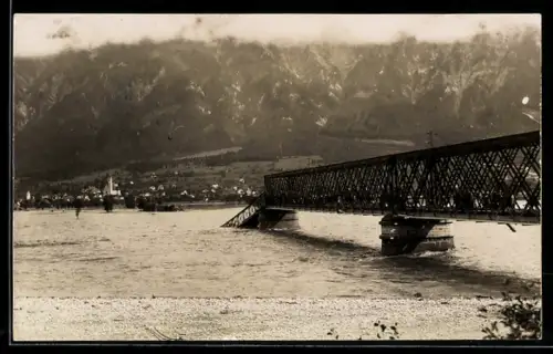 AK Schaan, Hochwasser, Totalansicht des Ortes mit Bergpanorama