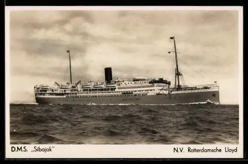 AK Passagierschiff D.M.S. Sibajak vom N.V. Rotterdamsche Lloyd auf hoher See