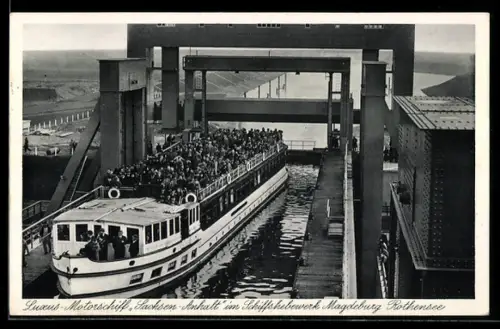 AK Fahrgasstschiff Sachsen-Anhalt im Schiffshebewerk Magdeburg-Rothensee