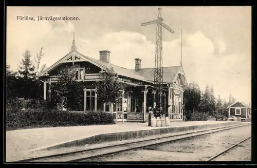 AK Förlösa, Järnvägsstationen