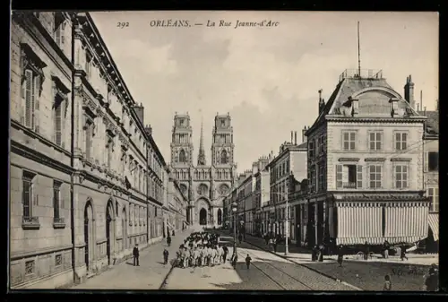 AK Orléans, La Rue Jeanne d`Arc