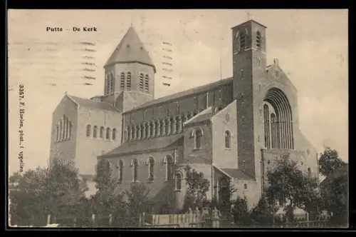 AK Putte, De Kerk