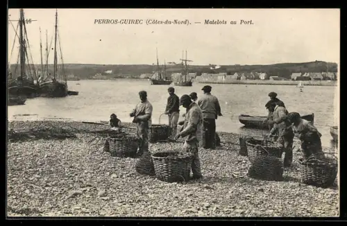 AK Perros-Guirec /Côtes-du-Nord, Matelots au Port