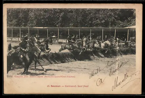 AK Saumur, Carrousel, Saut final