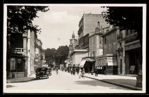 AK Salon, Le Cours Carnot