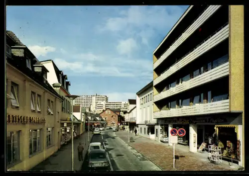 AK Westerland, Strandstrasse mit Sparkasse