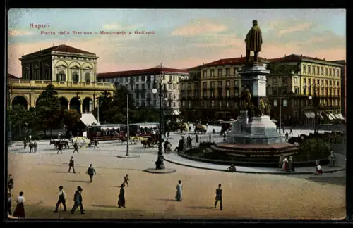 AK Napoli, Piazza della Stazione, Monumento a Garibaldi, Bahnhof, Strassenbahn