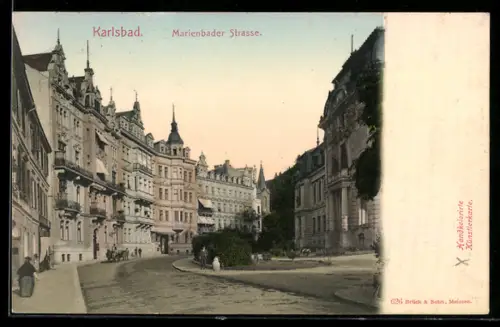 AK Karlsbad, Marienbader Strasse mit Grünanlage