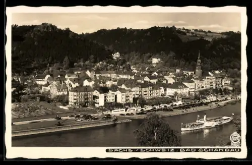 Foto-AK Walter Hahn, Dresden, Nr. 4024: Bad Schandau, Teilansicht mit Pension Bahr, Dampfer auf der Elbe