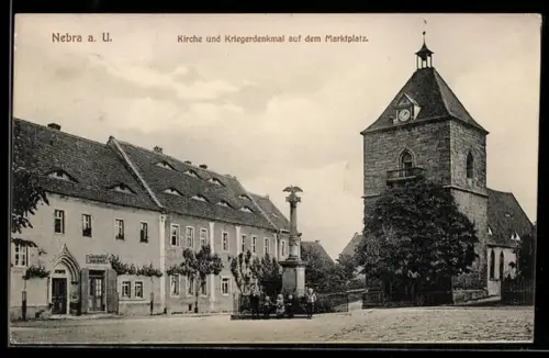 AK Nebra, Kirche und Kriegerdenkmal auf dem Martkplatz