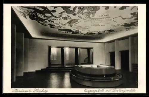 AK Hamburg-Winterhude, Planetarium, Eingangshalle mit Deckengemälde