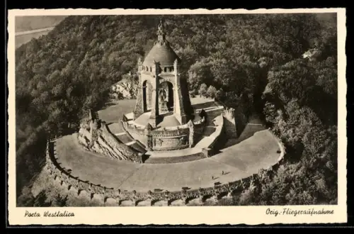 AK Porta Westfalica, Fliegeraufnahme mit Kaiser-Wilhelm-Denkmal
