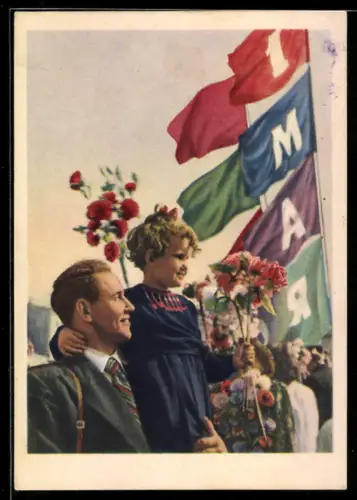 AK 1. Mai Feier in der UDSSR, Teilnehmer mit roten Nelken und Rosen