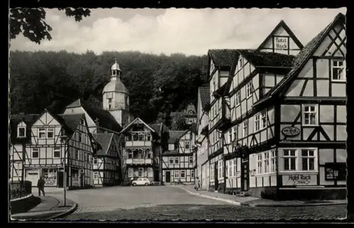 AK Bad Sooden-Allendorf, Rhenanusplatz, Hotel Rack, Fachwerkhäuser, Kirche