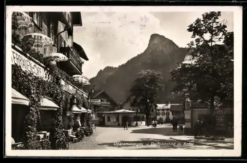 AK Oberammergau, Dorfplatz mit Kofel